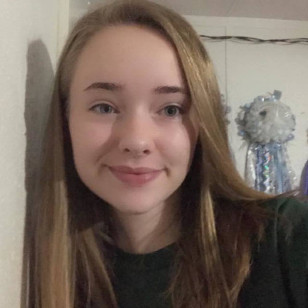 Meet your Posher, Emma